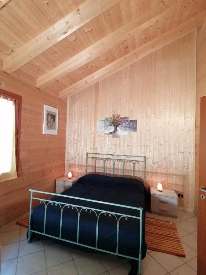 Agriturismo Bio Apipoli Montano Lucino Экстерьер фото