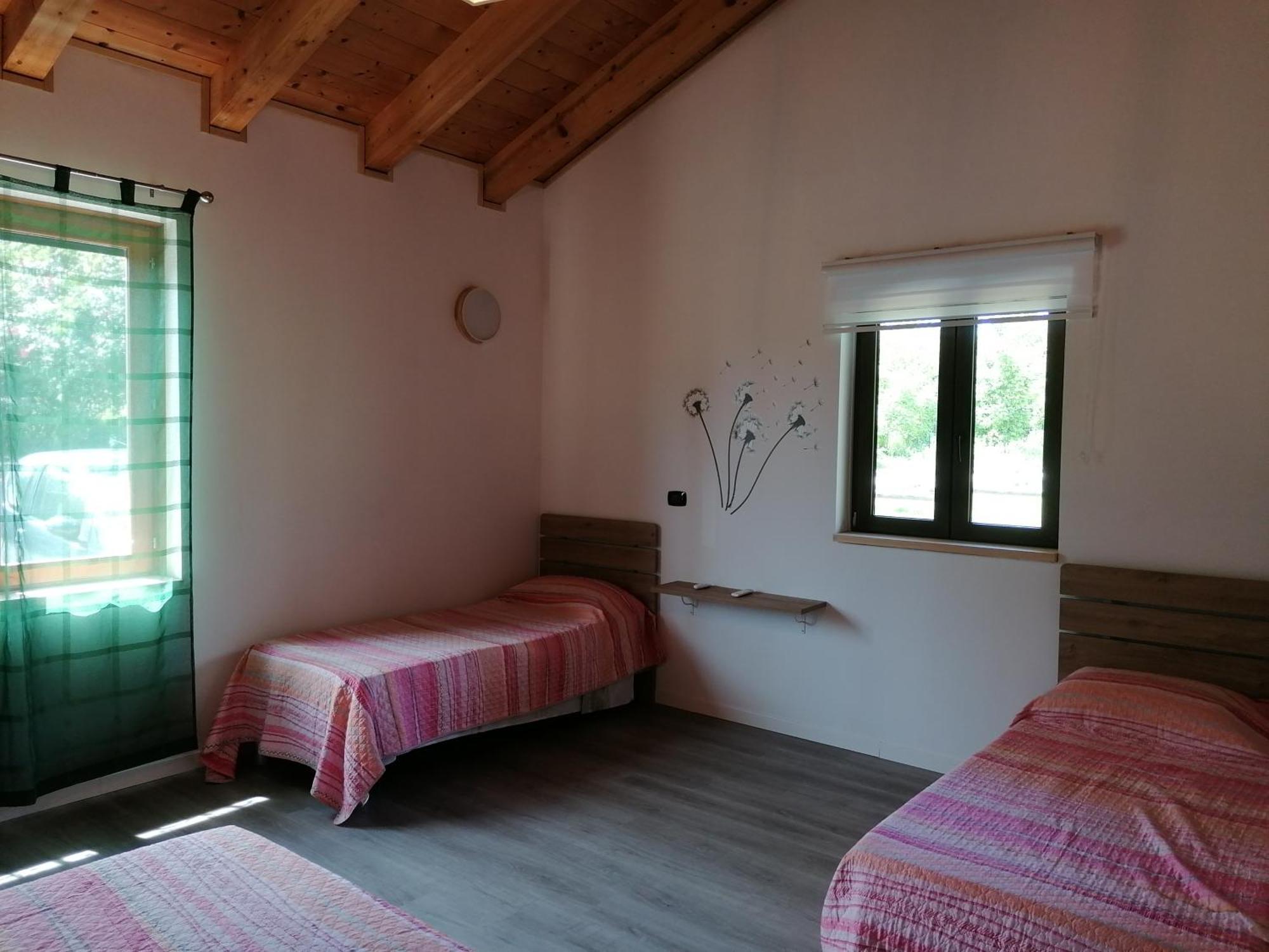 Agriturismo Bio Apipoli Montano Lucino Экстерьер фото